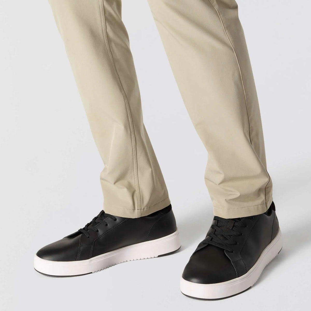 Force Sun Defender™ Lightweight Relaxed Fit Pant